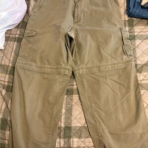 Columbia Tan Cargo Pants